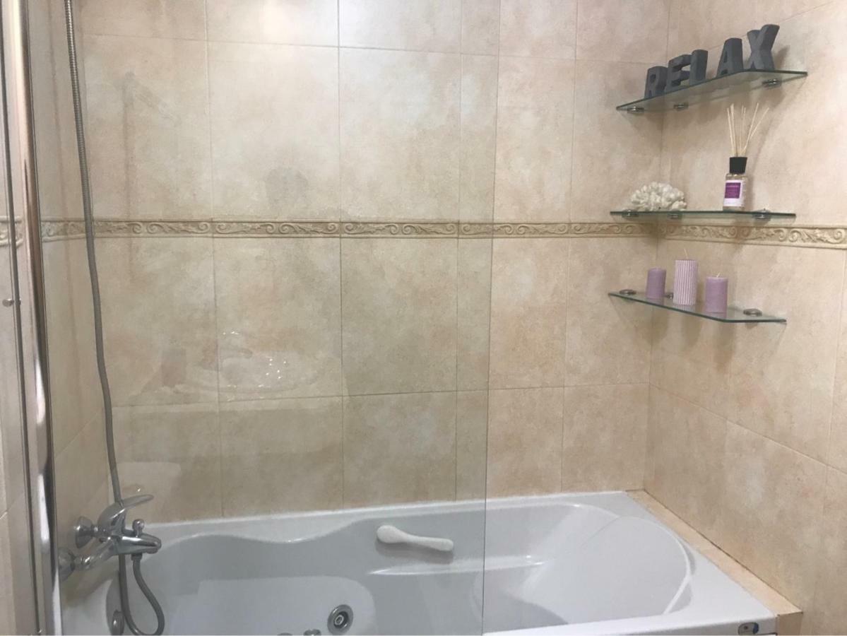 Apartamento Paseo Maritimo Antonio Banderas マラガ エクステリア 写真