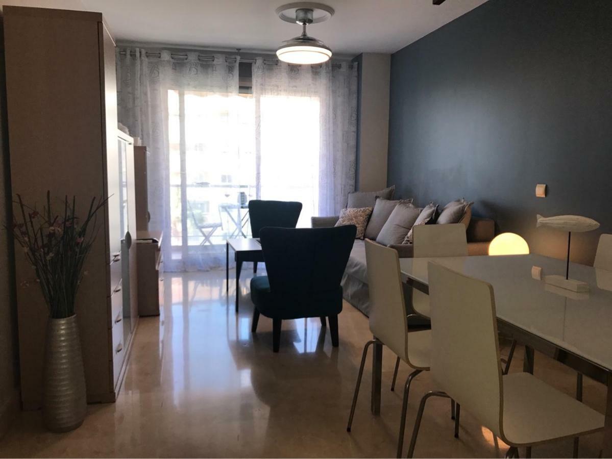 Apartamento Paseo Maritimo Antonio Banderas マラガ エクステリア 写真